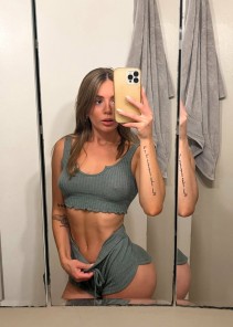 Фото проститутки Карина №3 в городе Магнитогорск